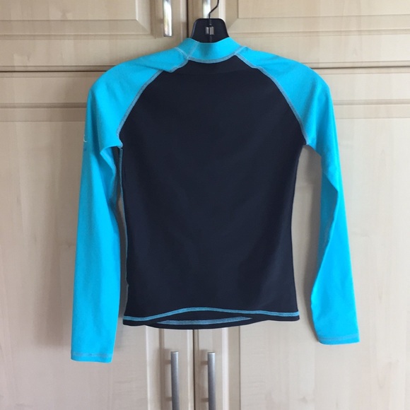 Honolulu Rash Guard - Picture 2 of 4